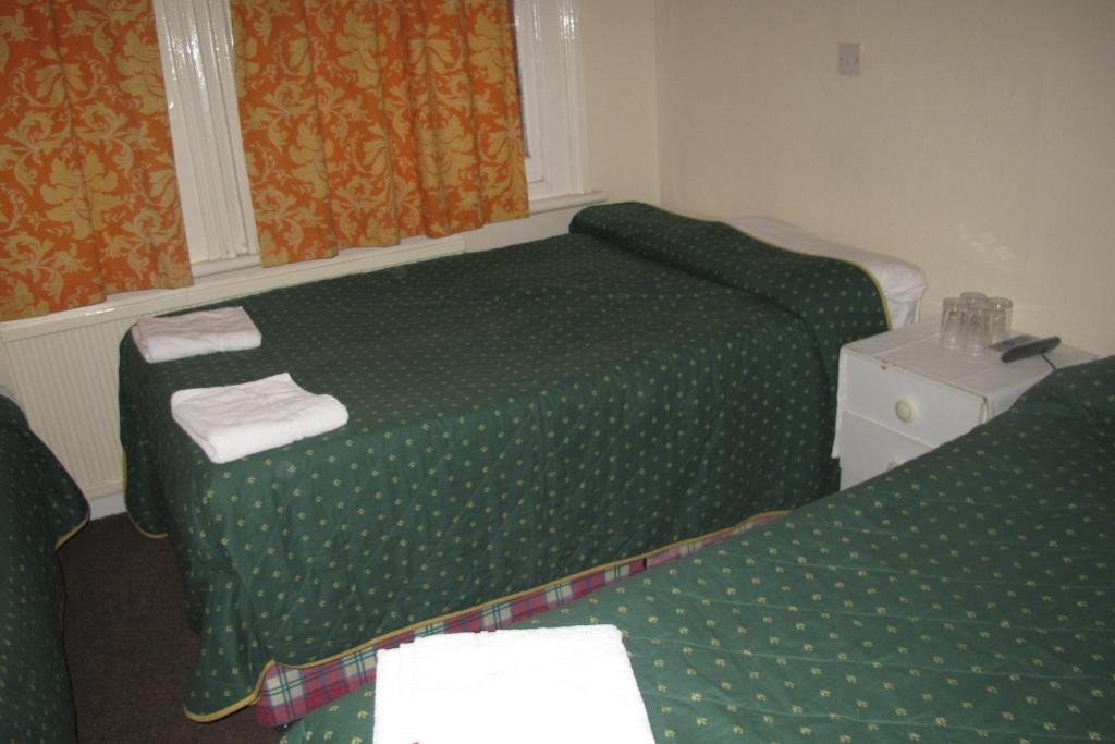 لندن فندق تشيسويك كورت - مبيت وإفطار الغرفة الصورة